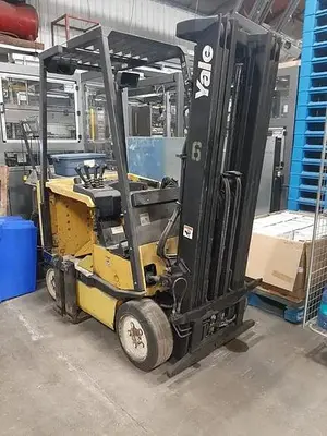 USED YALE ELECTRIC FORKLIFTS PACKAGE