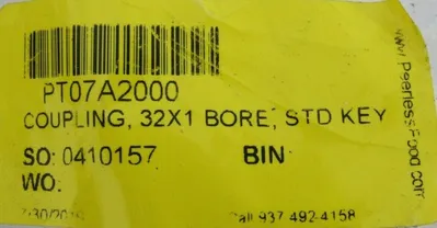 NEW R+W PT07A2000 COUPLING 1-1/4" x 1-3/8" BORE