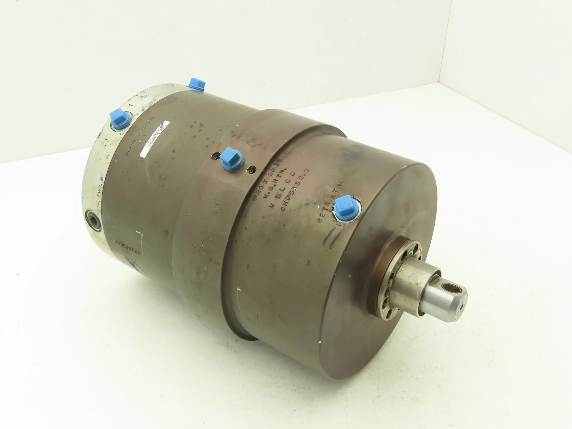 Used MILCO _UNKNOWN_ Pneumatic Cylinders | Arrow Industrial #612234