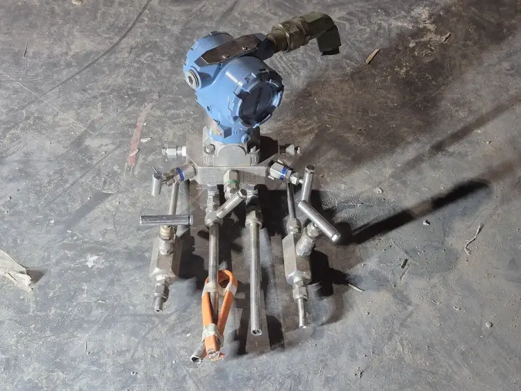 Used ROSEMOUNT 3051CD1A52A1AC6 Misc Electrical & Power Parts British Columbia CA | Lenmark #478027