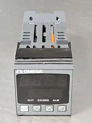 Omega P6704 2100002 Thermostat (BIN642)