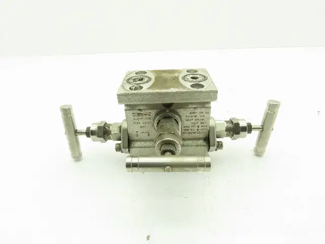 Used SWAGELOK WHITEY _UNKNOWN_ Valves/Fittings | Arrow Industrial #630451