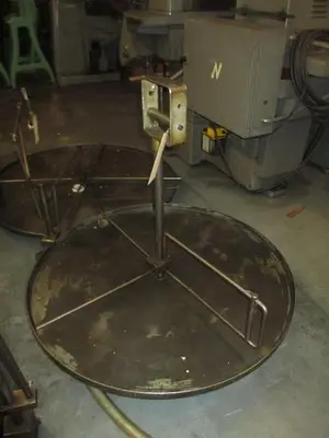 0935-580 42″ Diameter Pan Type Horizontal Stock Payoff Reel