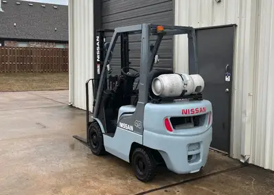 Used 2007 Nissan MP1F1A20LV Internal Combustion Forklifts: Pneumatic Tire New York US | United Lift #1446822