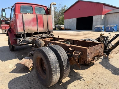 Used 1998 FORD L8513 4X2 Cab Chassis trucks Michigan US | Miedema Asset Management Group #1340395