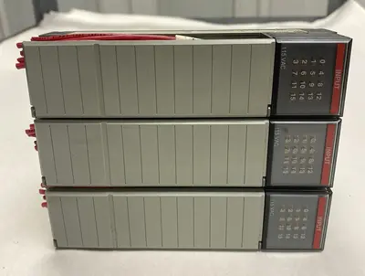 USED ALLEN-BRADLEY 1746-IA16