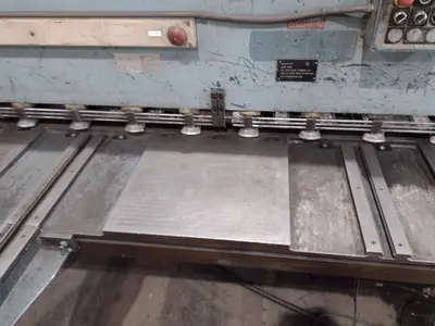 13' x 1/4" AMADA MODEL #M-4065 MECHANICAL POWER SQUARING SHEAR, FRONT GUAGING, CONVEYOR & STACKER: STOCK #19272