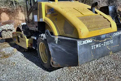 Used 2021 XCMG CV83PDU Single Drum Rollers Tennessee US | Proxy Equipment #1385380