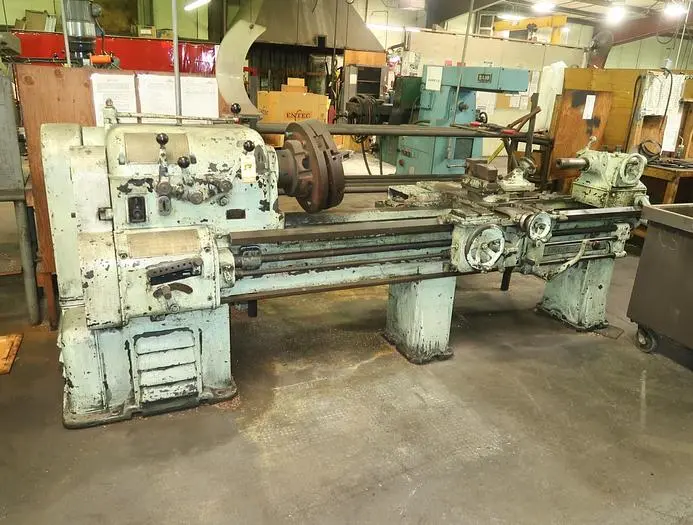 22" x 72" Axelson heavy duty lathe