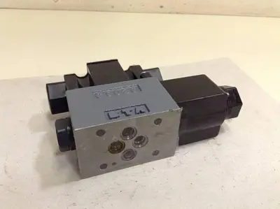 USED TOKIMEC DG4V-3-2A-M-P2-T-7-P10-54