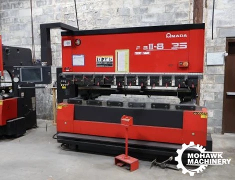 98.4" AMADA "FBD 8025NT" 88 TON CNC UPACTING HYDRAULIC PRESS BRAKE w/AMNC-PC 8-AXIS CONTROL - 5-AXIS BACK GAUGE - HYDRAULIC CROWNING - ONE TOUCH PUNCH HOLDERS