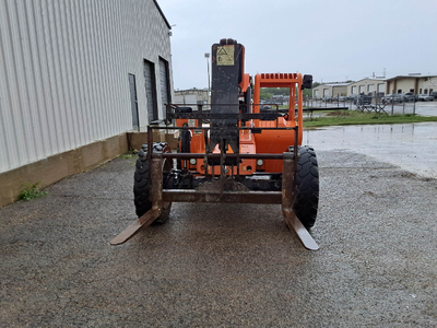 USED 2017 Skytrak 8042