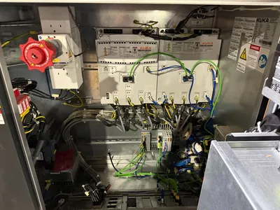 USED 2015 KUKA KR16 L6-2 + KR C4 NA