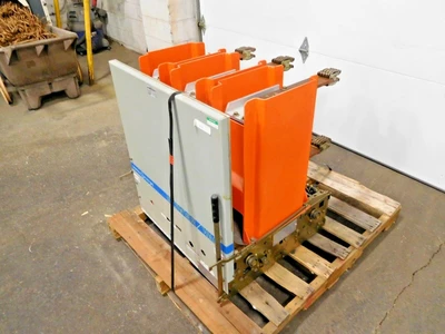 GE VB 7.2-500-3 Circuit Breakers | Equipment Recovery Corp. (3)
