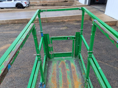 USED 2016 Genie GS-3232