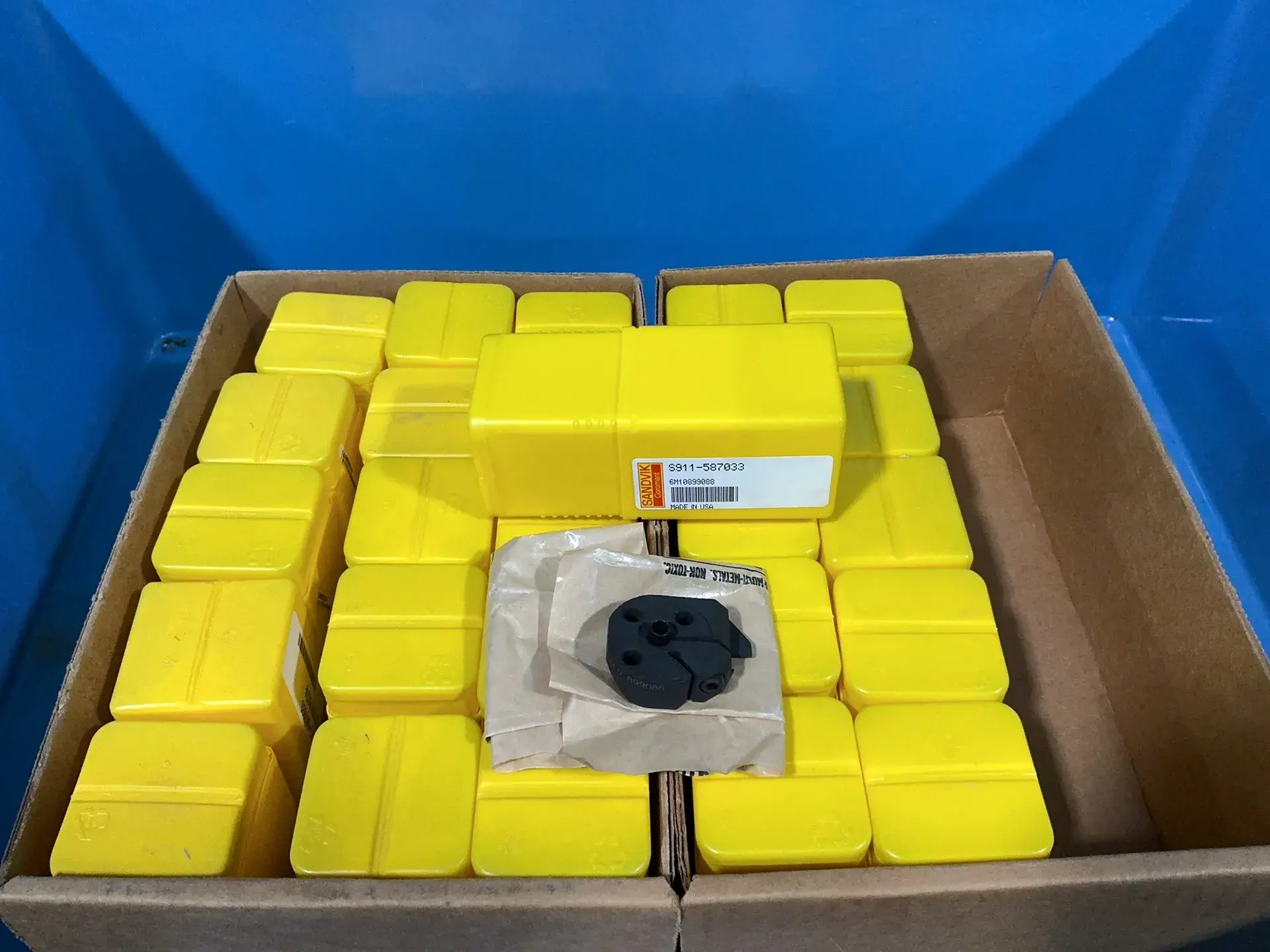 Used _UNKNOWN_ _UNKNOWN_ Carbide Inserts Ohio US | HGR 24 #1373072