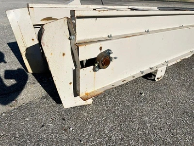 USED INFEED CONVEYOR 21 FEET LONG
