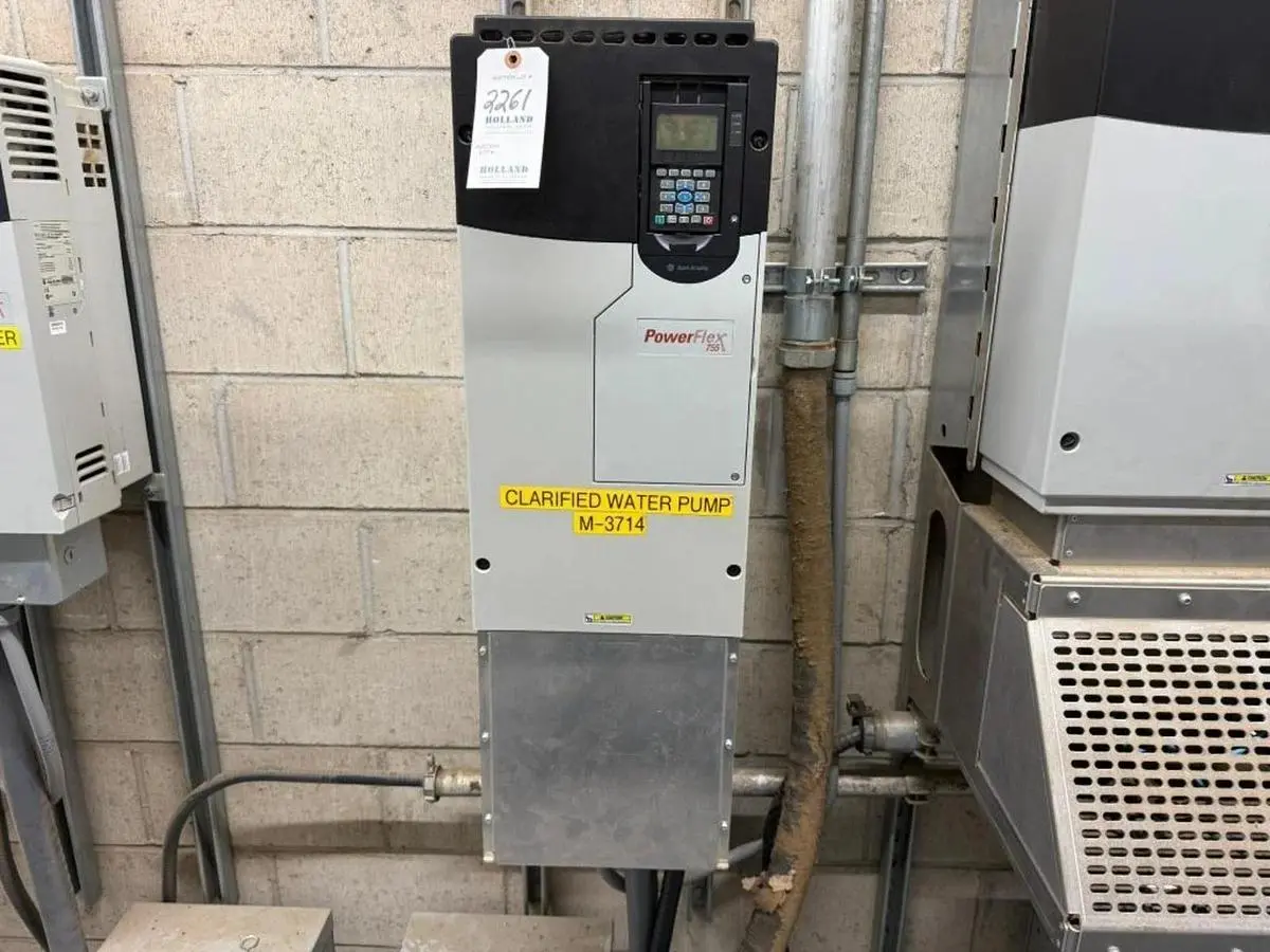 100 HP ALLEN BRADLEY POWERFLEX 755 DRIVE CAT. 20G1ANE099AN0NNNNN 600V