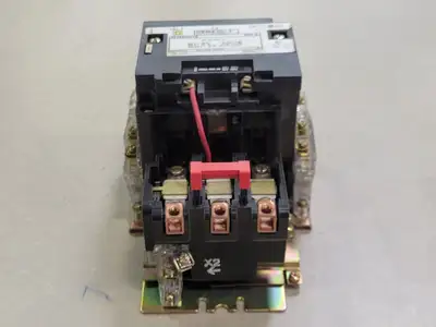 USED SQUARE D 8536SD01S