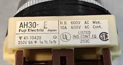 FUJI ELECTRIC AH30- EG11 Command Switch. Loc4B-21