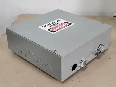 Screw Junction Box w/ Lugs 12"x12"x5"