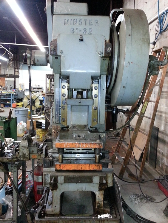 Used 1966 MINSTER B1-32 O.B.I. Presses Vermont US | Two Spade Machinery LLC #507263