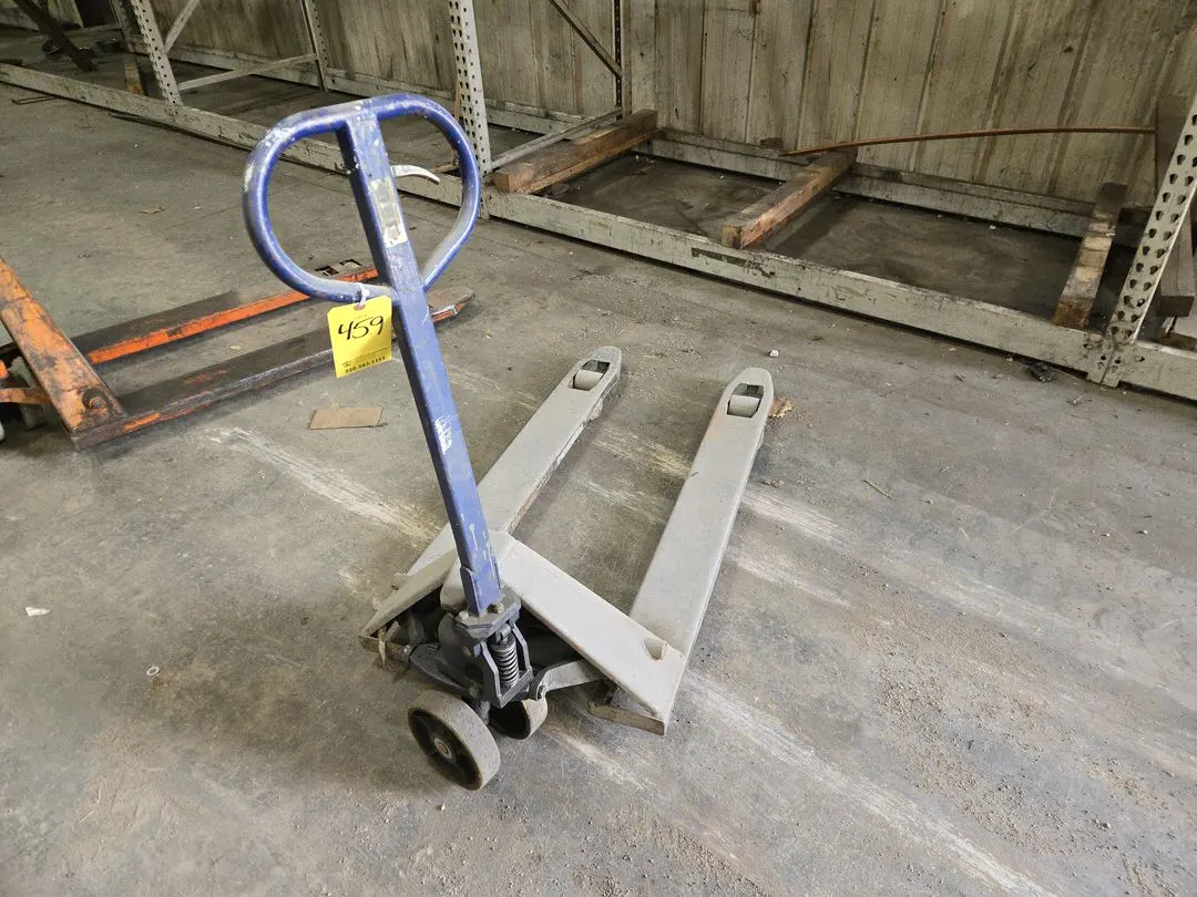 Pallet Jack (LOCATION: Batavia, OH)