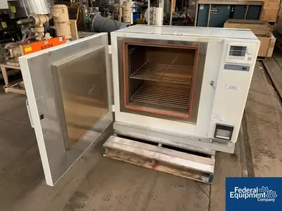 USED Yamato Scientific Yamato DH62 Programmable Convection Oven