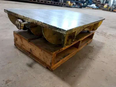 36" X 24" X 7.5" STEEL LAYOUT TABLE: STOCK 13635