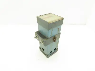 Foxboro 41670F16 Electrochemical Contacting Conductivity Analyzer 873CC-AIYFGZ