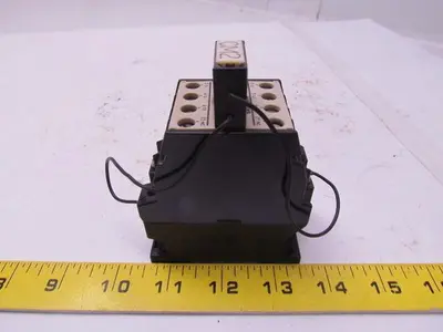 Siemens 3TB41 11-0A 20A 600V 10HP coil contactor biesse rover starter
