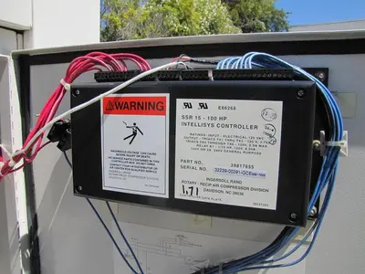 Used INGERSOLL RAND SSR-EP50SE Rotary Screw & Sliding Vane Air Compressors California US | Bay Line Tool #1418996