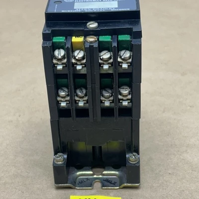 USED Allen-Bradley 700-R710A1