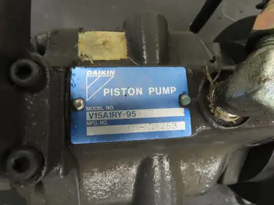Daikin Hydraulic Power Unit 6.8GPM 220V w/Chiller 1.5kW & Circulation Pump/Motor