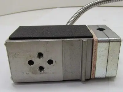 Nordson 807994A Single Outlet Applicator Head Mod H201ZC-NC 230V 100W 350 Degree