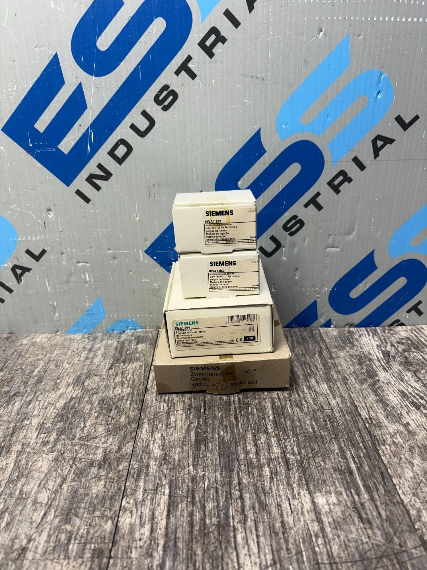 USED SIEMENS 8WA1 821 853 204