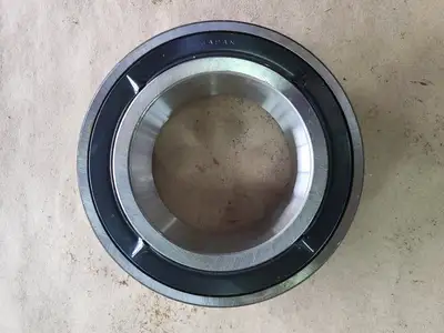 NEW NTN UK217D1