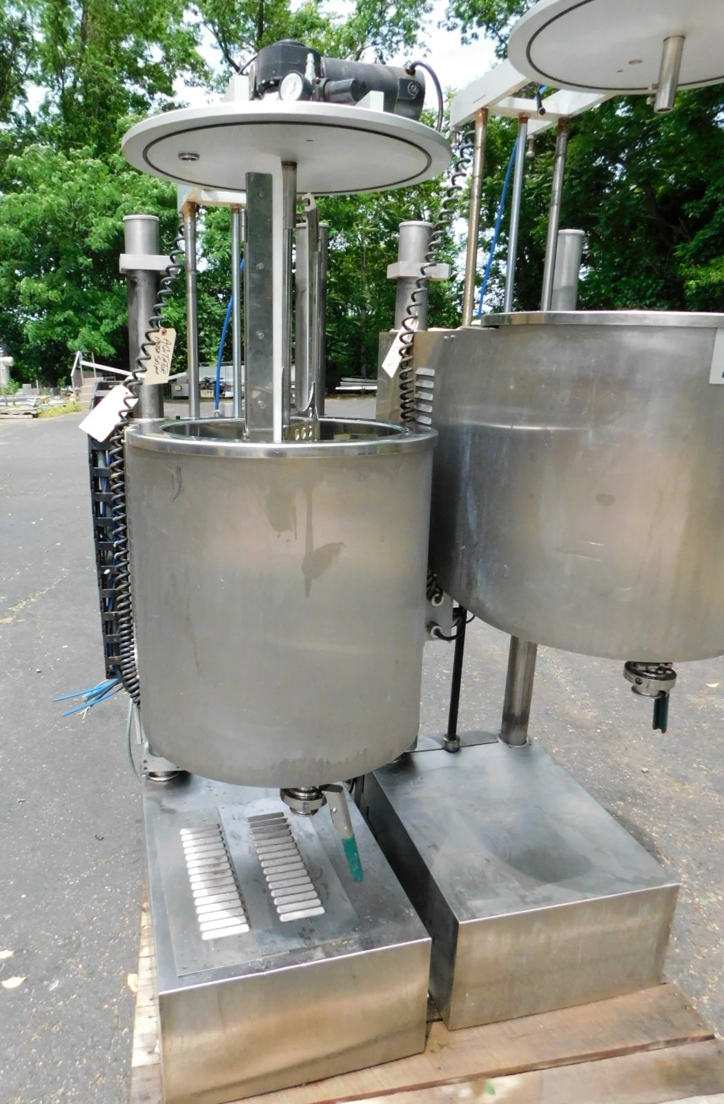 USED VETRACO MIXING TANK 15 GALLON