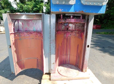 USED COMPACTING TECHNOLOGIES 8560
