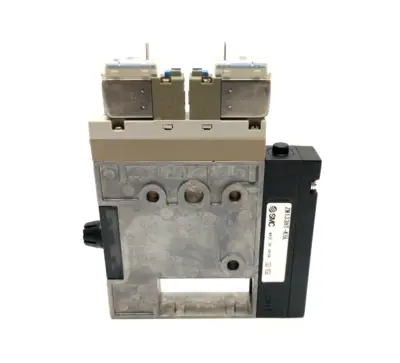 USED SMC HIGH PRESSURE VACUUM GENERATOR W/ VALVE & SWITCH 24VDC