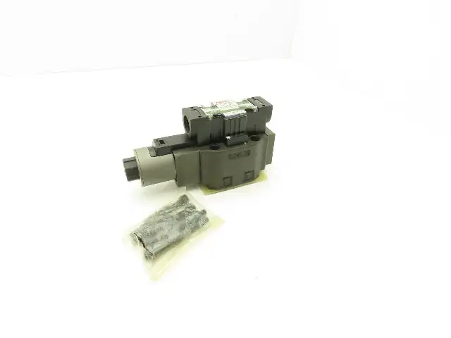Nachi Hydraulic Directional Control Solenoid Valve 24VDC