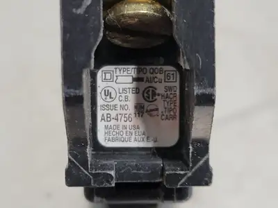 USED SQUARE D QOB115