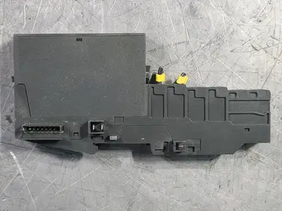 USED SIEMENS 6ES7 131-4BD01-0AA0