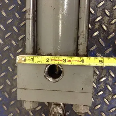 USED CINCINNATI MILACRON MH 600-68/CYLINDER 17
