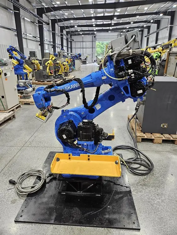 Used YASKAWA MOTOMAN MH50-II Robots Ohio US | Six Axis Solutions #397937