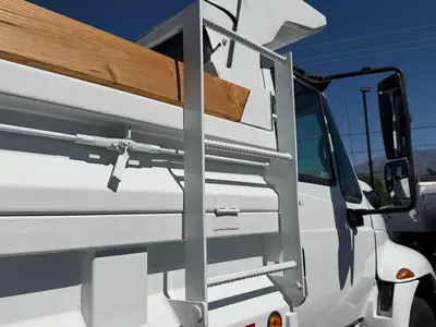 Used 2003 INTERNATIONAL 4300 Box trucks California US | Lillo Machinery #1542381