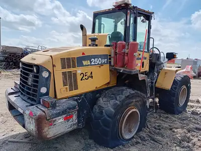 Used KOMATSU WA250PT-5 Wheel Loaders British Columbia CA | Lenmark #1489087