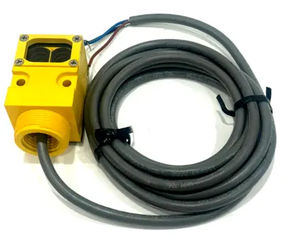 NEW BANNER SMA912DSR VALU-BEAM AC SCANNER