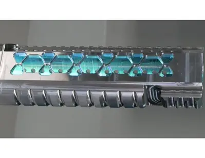 MT-900