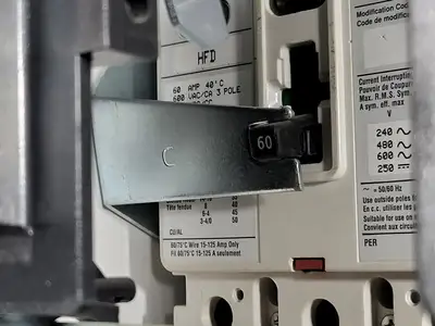 USED EATON CUTLER-HAMMER SVX025A1-5A4N1